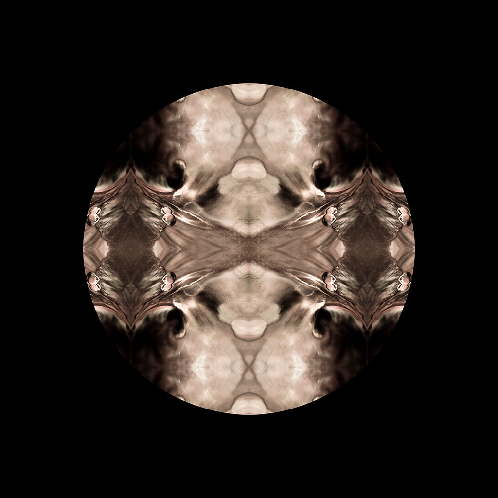 Garnet Pearl I St.John Fuller