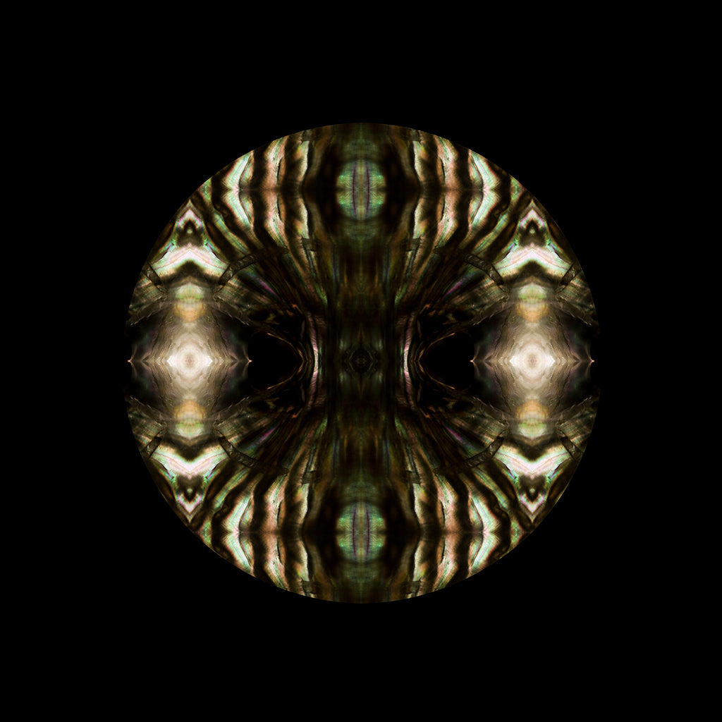 Garnet Dark Star III St.John Fuller