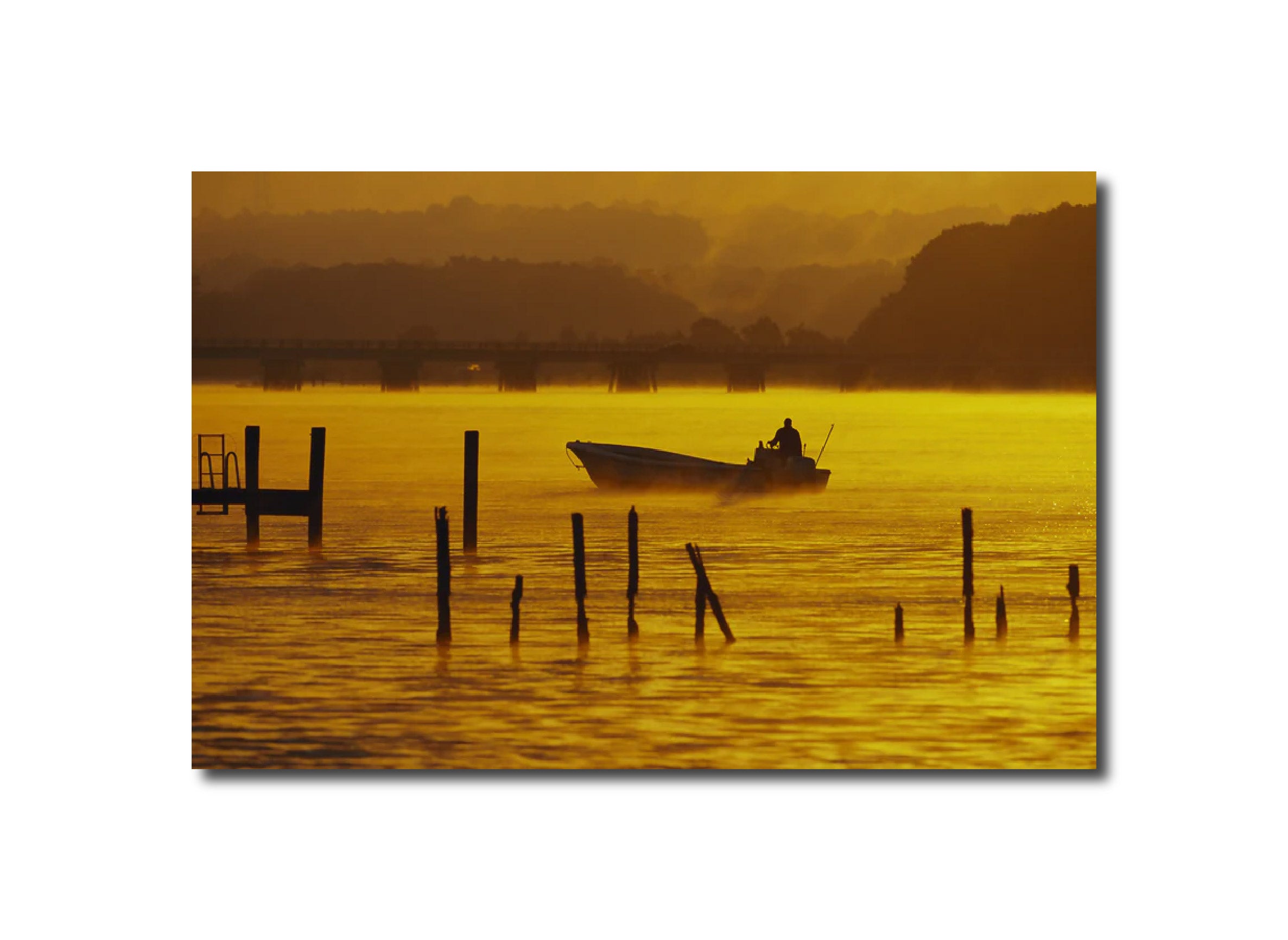 Photography waterman fishing for crabs of the Patuxent River, in Benedict, Maryland Peter Essick