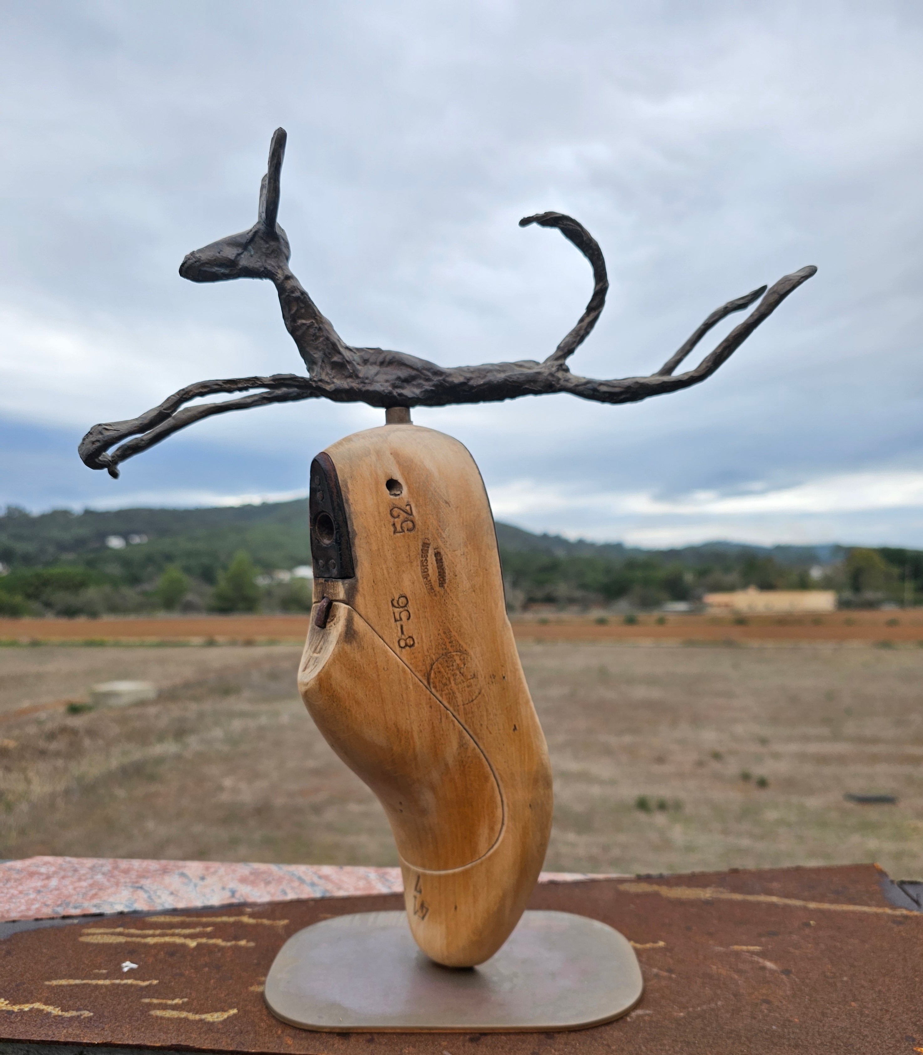 Sculpture 'SHOE TREE' - Limited edition (10) bronze leaping Podenco on antique shoe tree Christopher Stone