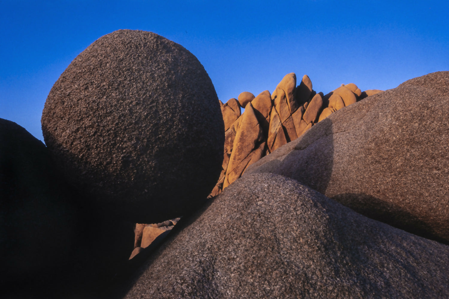 Landscape Photography Round Rock, Joshua Tree National Park, California Peter Essick