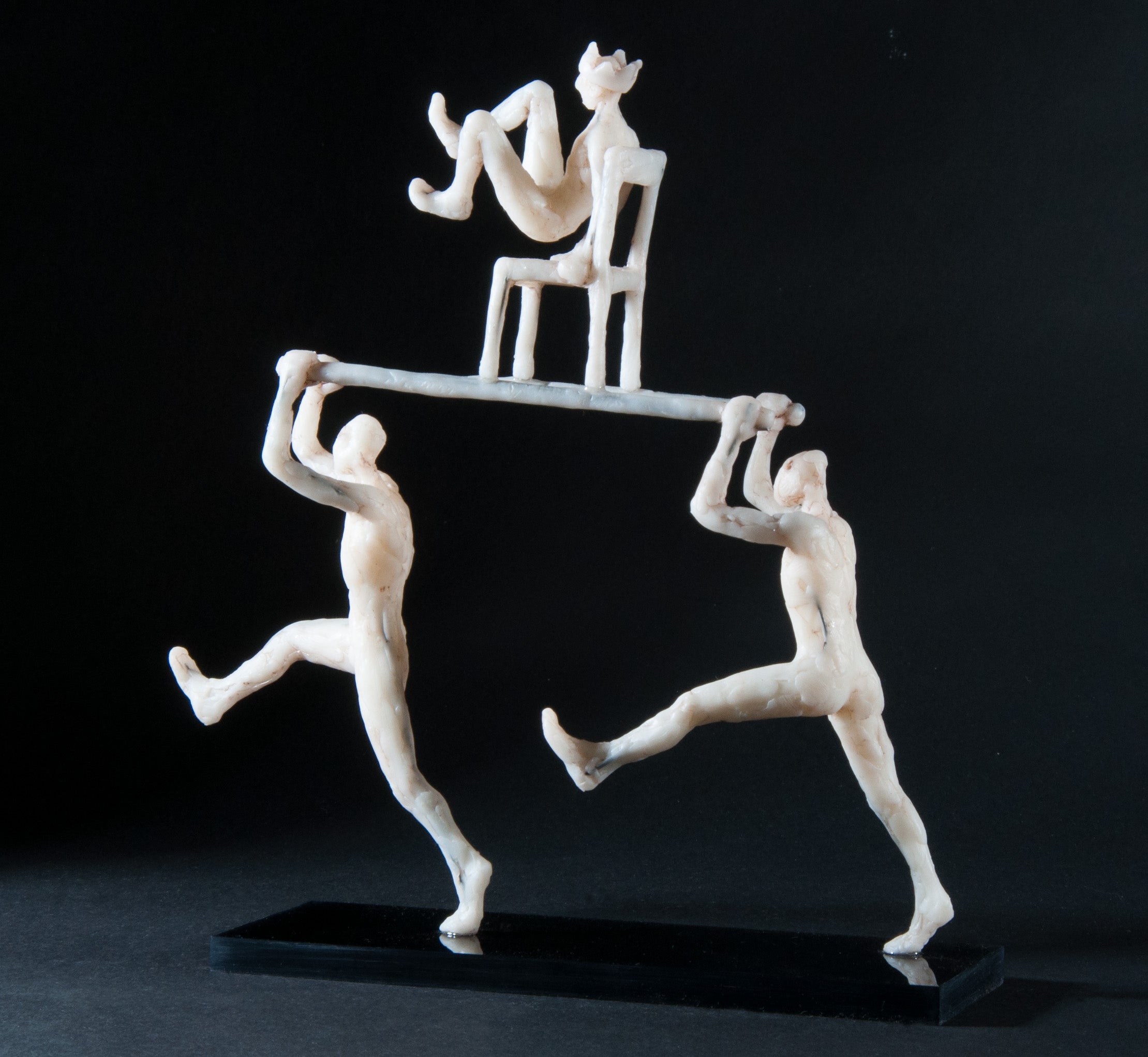 Sculpture 'KING CARRIERS' Holly Bennett