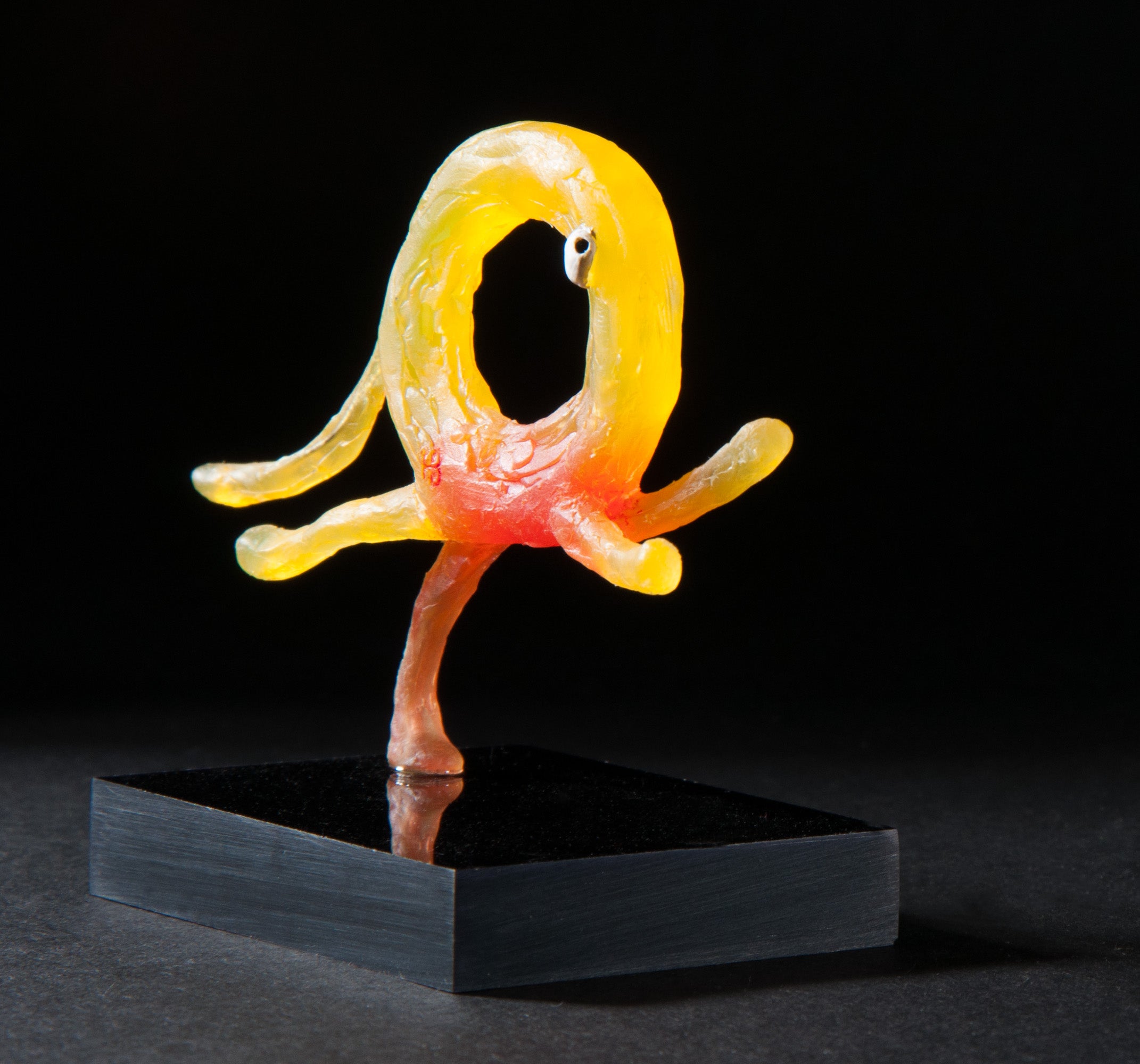 Sculpture 'RUNNING O' Holly Bennett