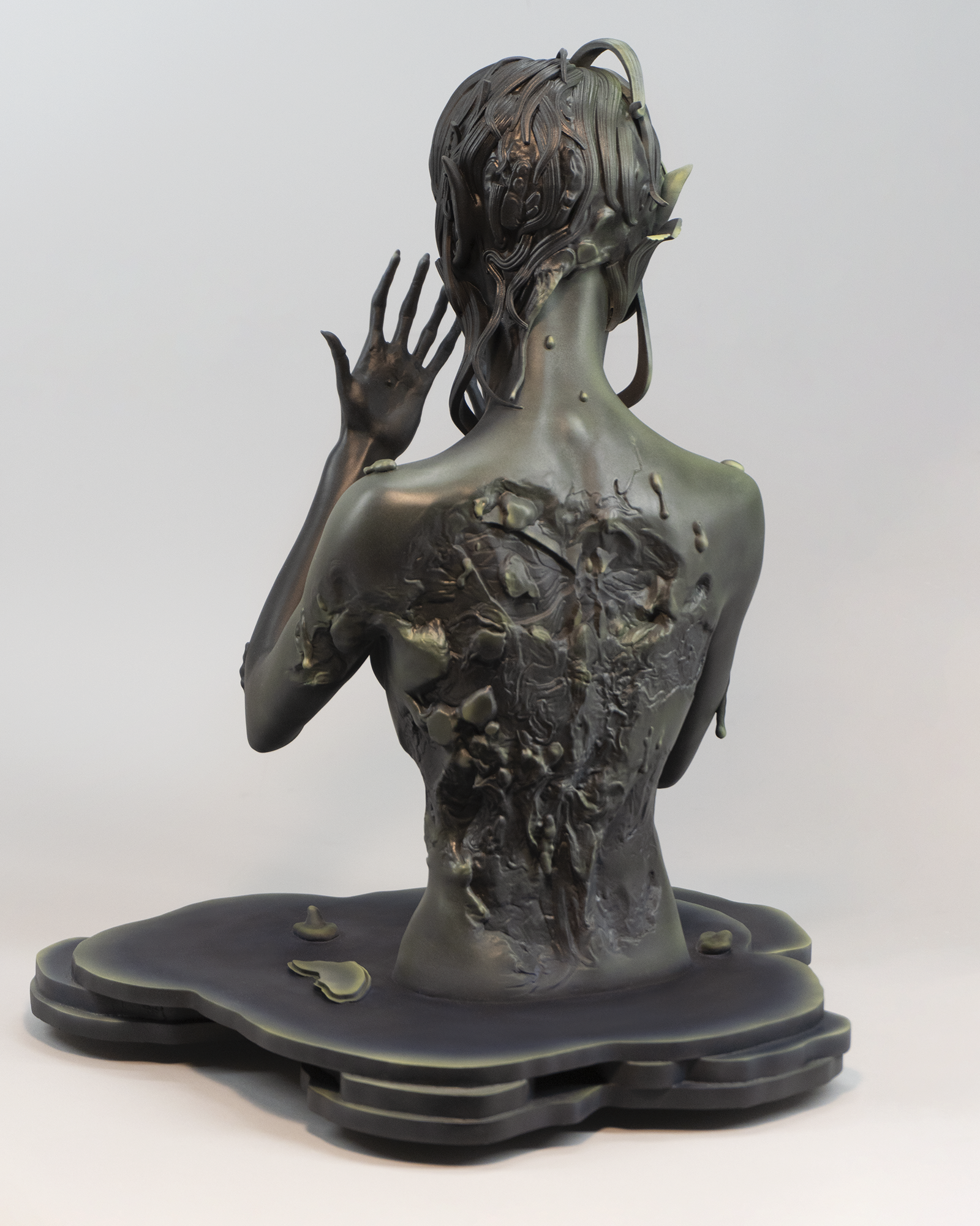 Sculpture 'LEAVING DARKNESS' - Stereolithography, Resin, Epoxy, Airbrush, Lacquer David Åberg