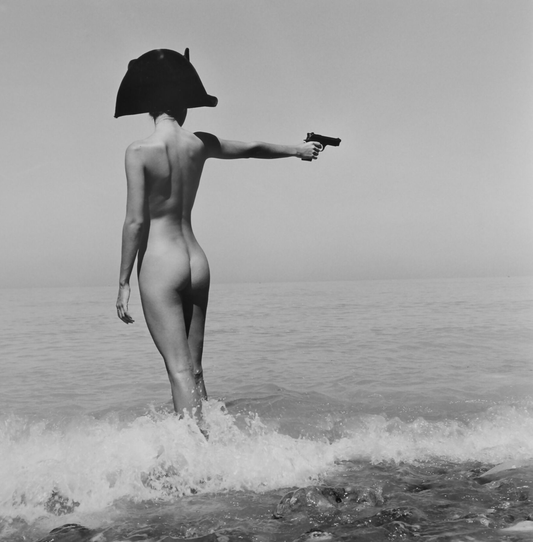 Art Contemporary Design Figurative Photography Prints Seascape Guerre Froide Bruno Fournier